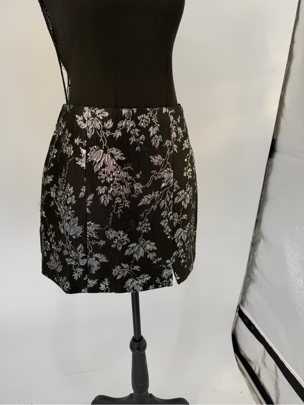 Black silver Floral Jacquard Mini Skirt NWT